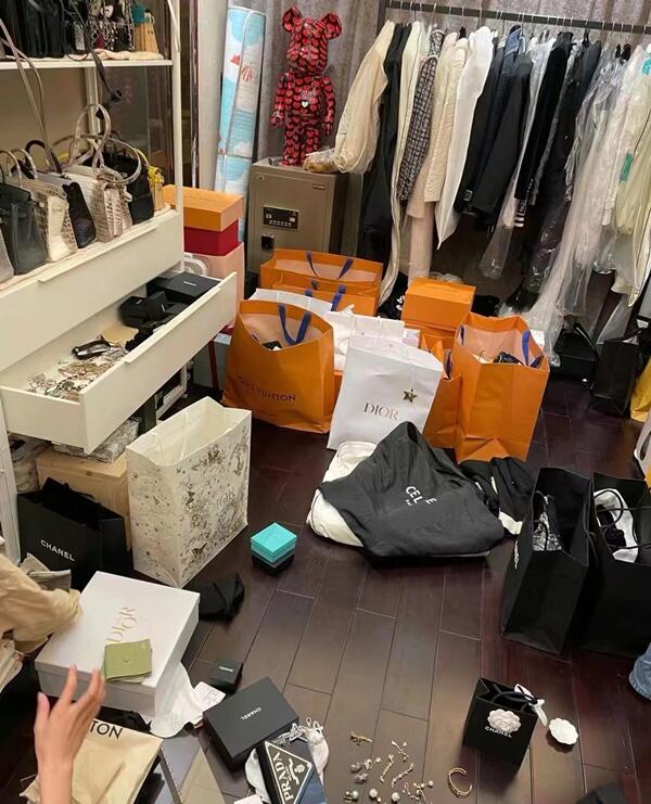 日喀则谢通门县回收一线鞋服.jpg