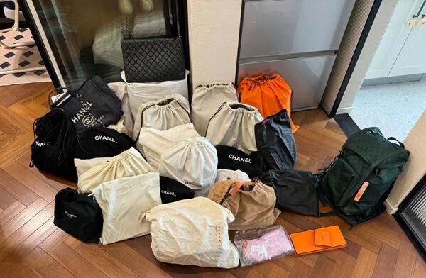 日喀则谢通门县回收奢侈品衣服.jpg